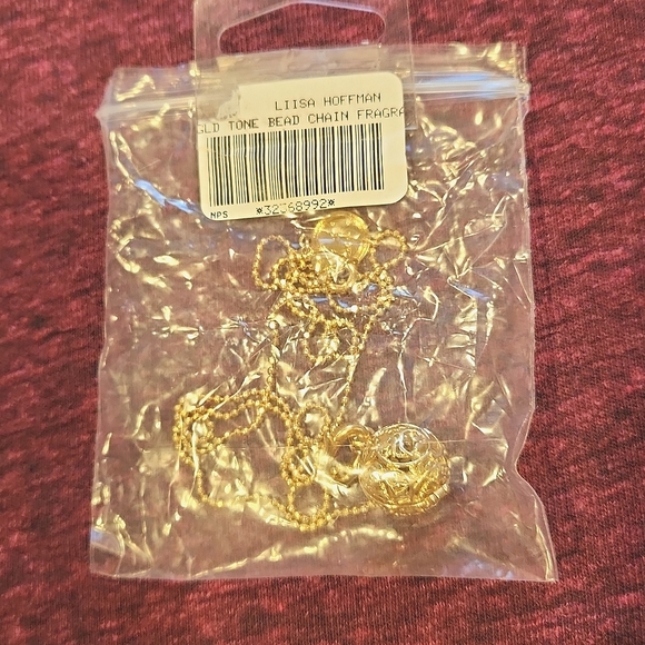 Diffuser necklace - Picture 7 of 7